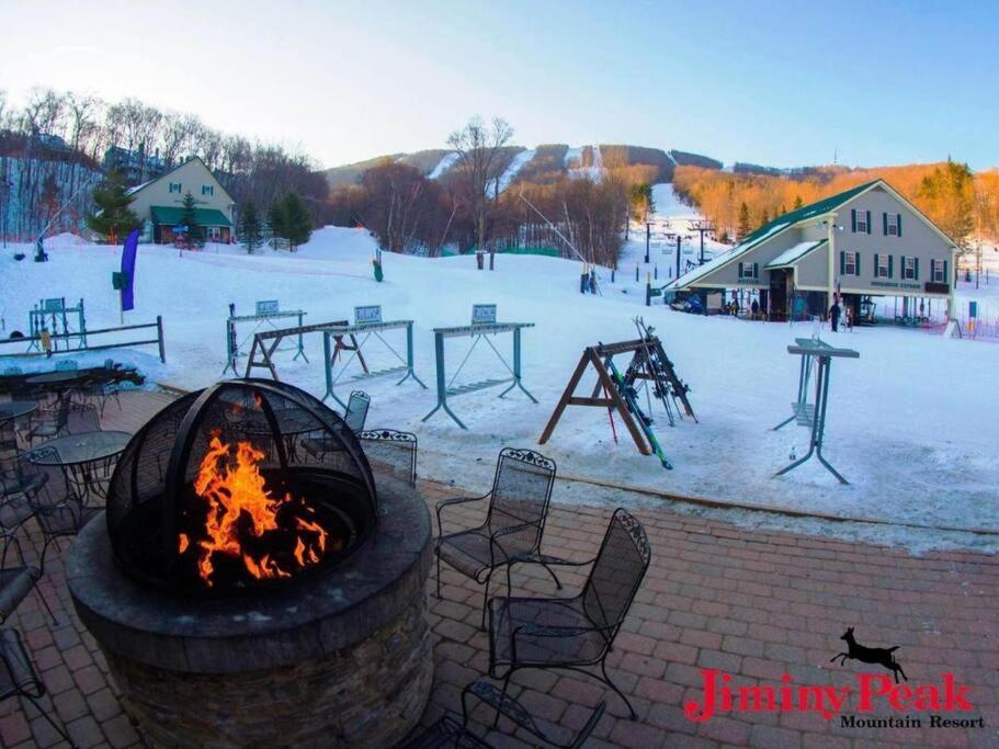 Unique Yeti-Theme Ski On Off Suite Jiminy-Sleeps 4 Hancock Bagian luar foto